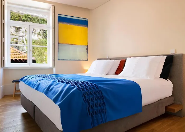 Ribeira Trendy Flat In Medieval Mercadores Street